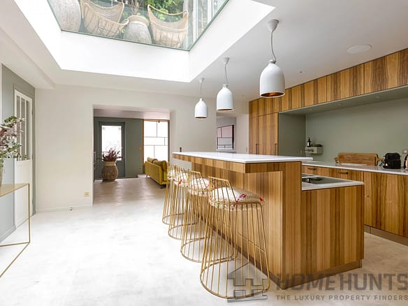 3 Bedroom Apartment in Paris 17th (Monceau - Batignolles -Ternes) 4
