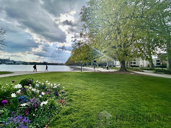 3 Bedroom Apartment in Annecy 8