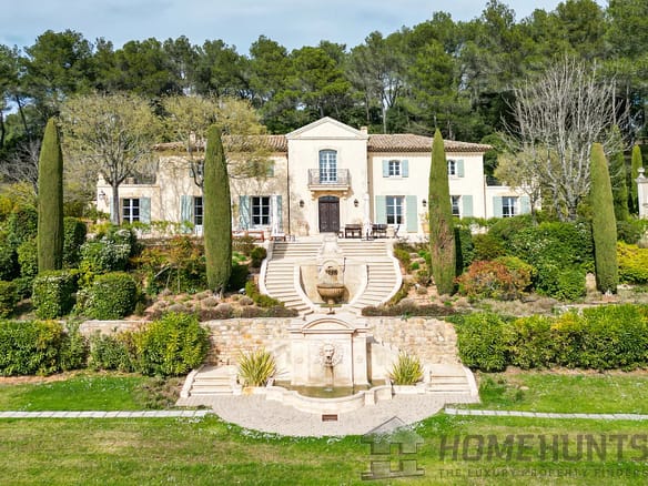 7 Bedroom Villa/House in Aix En Provence 5
