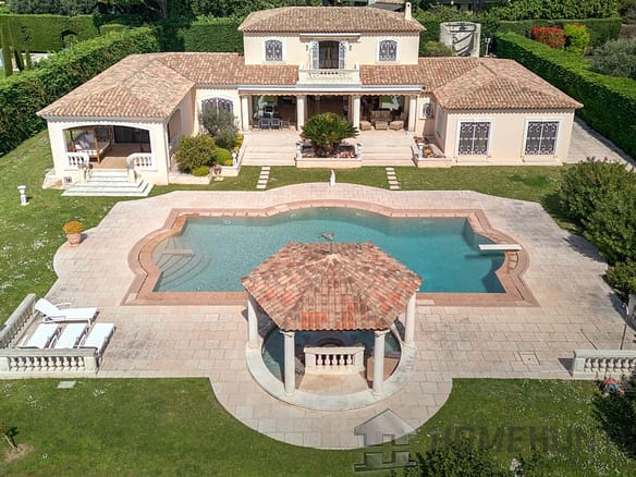5 Bedroom Villa/House in Cap D Antibes 7
