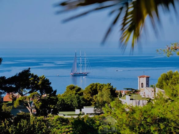 8 Bedroom Villa/House in Cassis 10