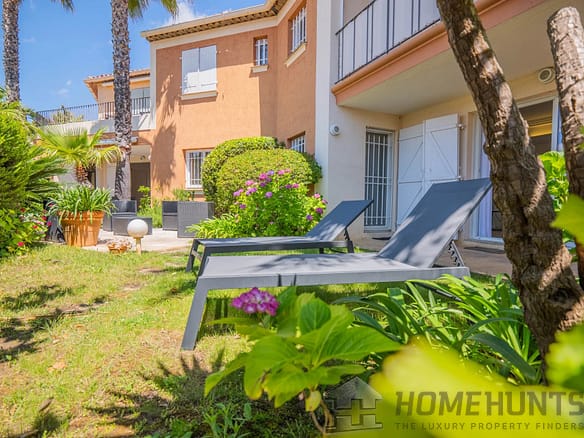 3 Bedroom Apartment in Cogolin 4