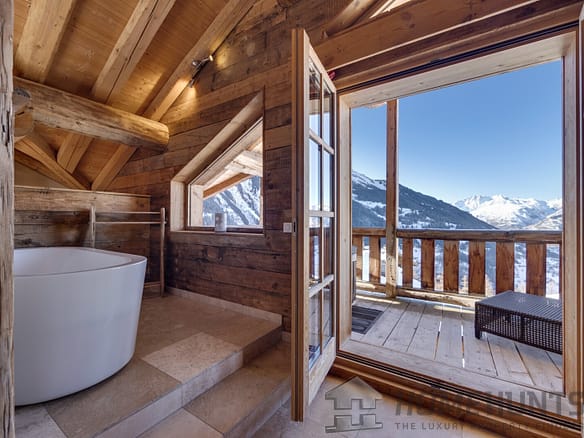 10 Bedroom Chalet in Sainte Foy Tarentaise 28