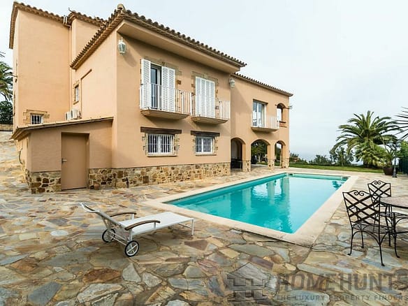 4 Bedroom Villa/House in Platja D'aro 3