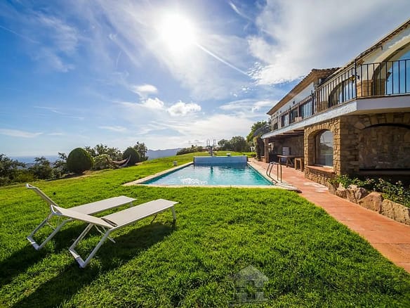 6 Bedroom Villa/House in Platja D'aro 5