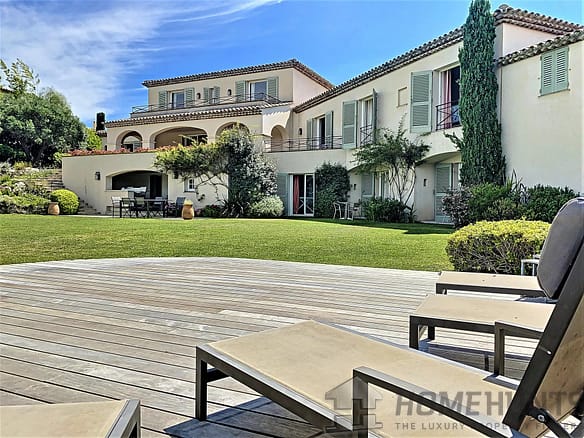 8 Bedroom Villa/House in Ste Maxime 9