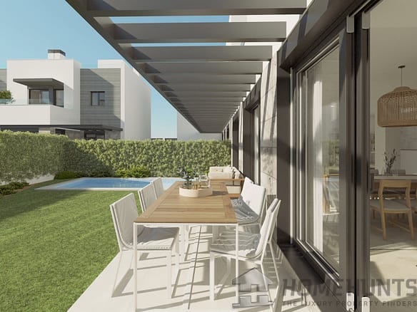 4 Bedroom Villa/House in Palma 22
