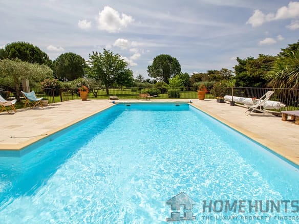 5 Bedroom Villa/House in Arles 30