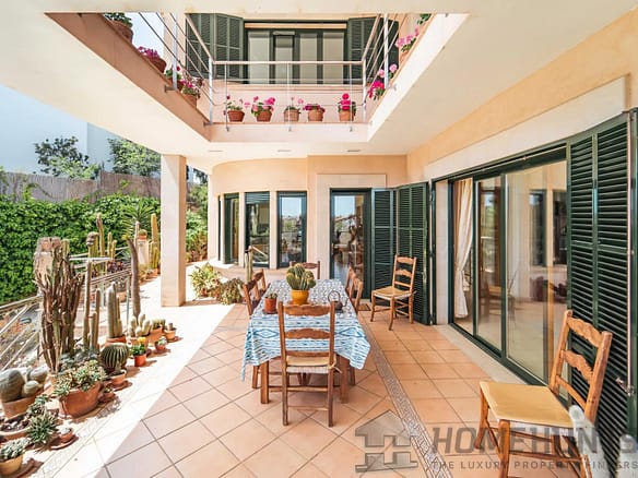4 Bedroom Villa/House in Palma 34