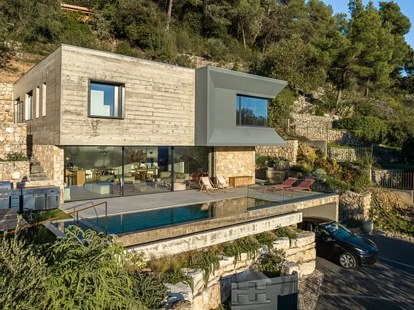 4 Bedroom Villa/House in St Paul 5