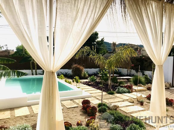 4 Bedroom Villa/House in Palma 10