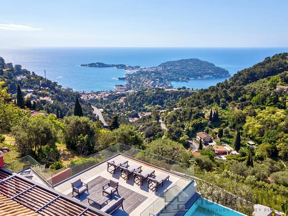 6 Bedroom Villa/House in Villefranche Sur Mer 8