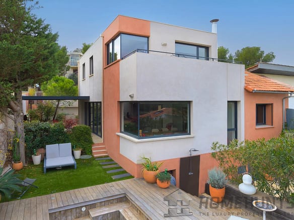 5 Bedroom Villa/House in Marseille 24