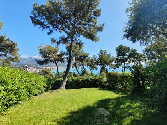 2 Bedroom Villa/House in Roquebrune Cap Martin 16