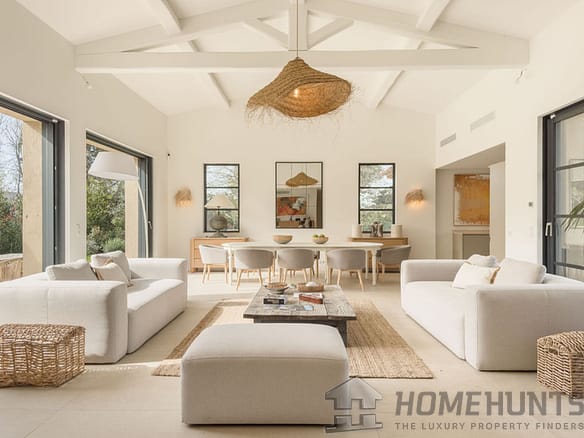 4 Bedroom Villa/House in Gassin 18