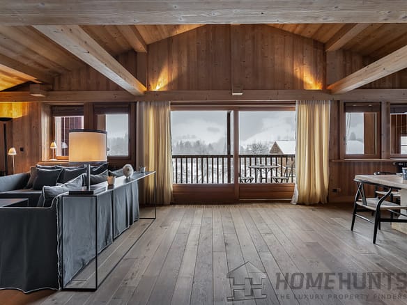 4 Bedroom Chalet in Megeve 5