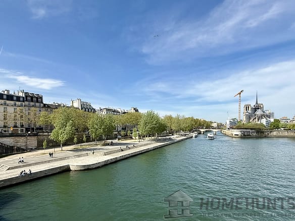 1 Bedroom Apartment in Paris 5th (Latin Quarter – Mouffetard) 3