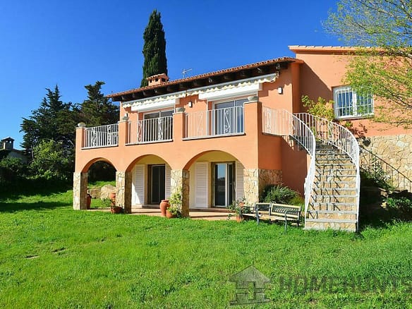 5 Bedroom Villa/House in Sant Feliu De Guíxols 3