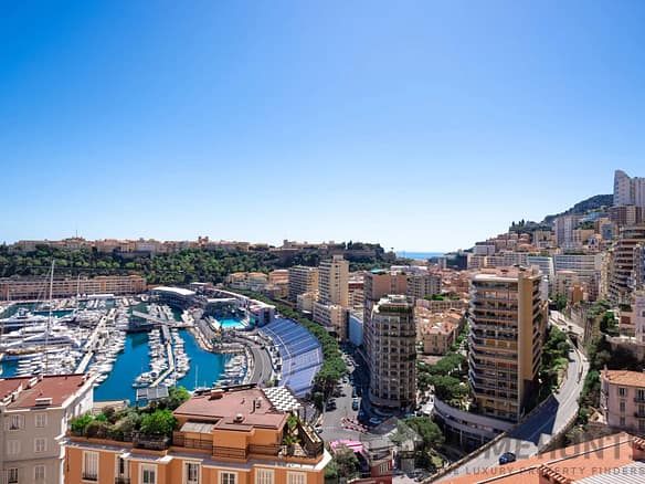 4 Bedroom Apartment in Monaco 4