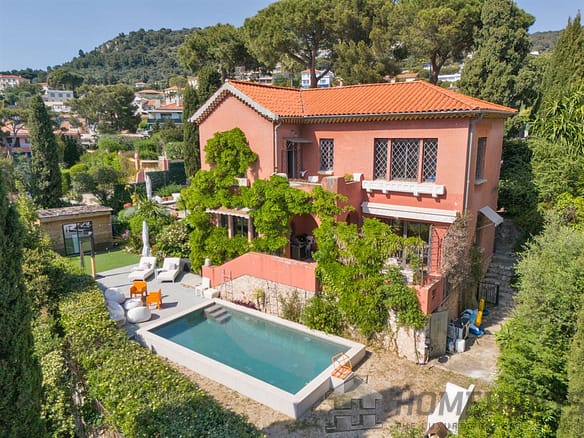 4 Bedroom Villa/House in Villefranche Sur Mer 16