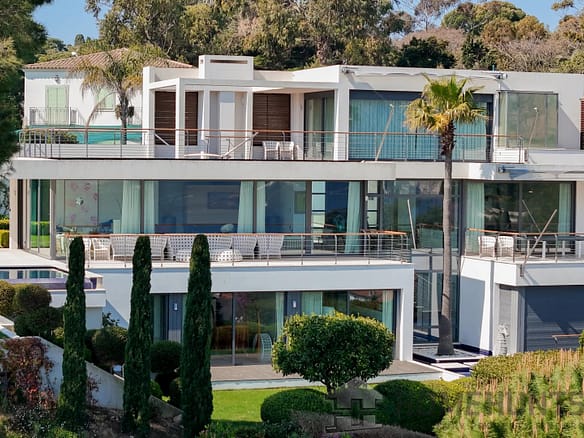 5 Bedroom Villa/House in St Jean Cap Ferrat 18