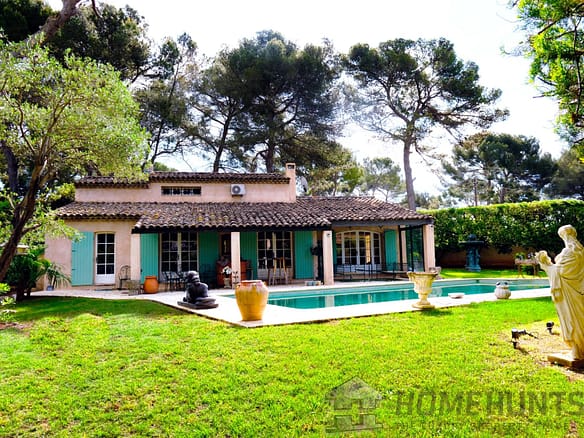 3 Bedroom Villa/House in Antibes 18