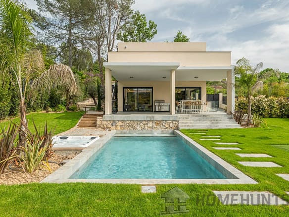 4 Bedroom Villa/House in Valbonne 9