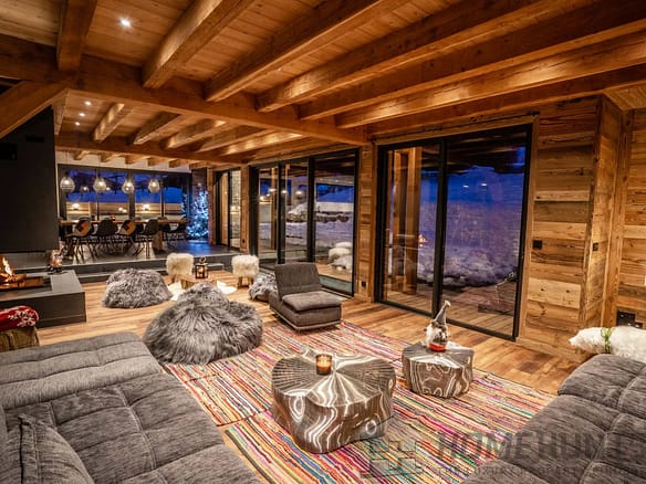 8 Bedroom Chalet in La Salle Les Alpes 8