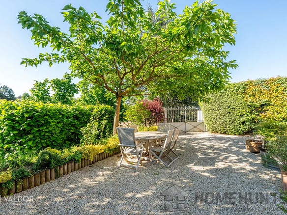 5 Bedroom Villa/House in Dardilly 3