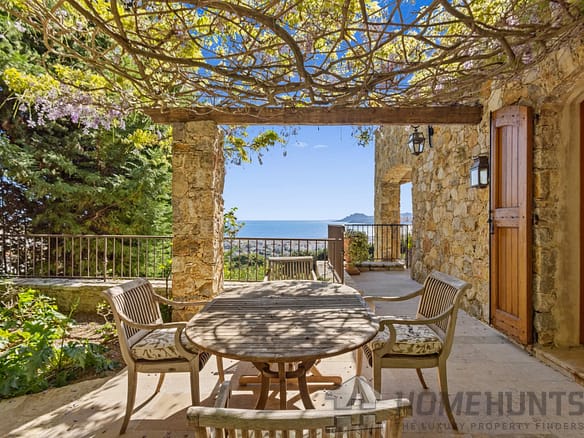 9 Bedroom Villa/House in Cannes 24