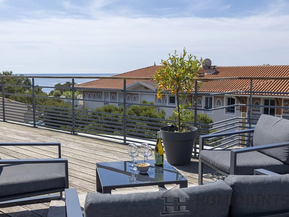3 Bedroom Apartment in Saint Aygulf 3