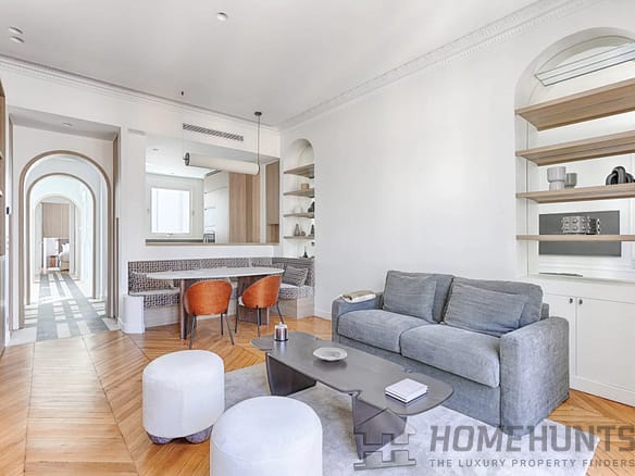 1 Bedroom Apartment in Paris 2nd (Opéra – Montorgueil) 2