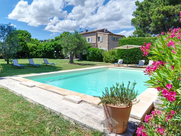 4 Bedroom Villa/House in Paradou 12