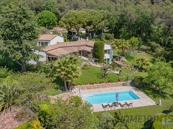 6 Bedroom Villa/House in Opio 10