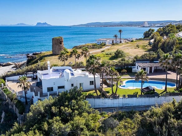 3 Bedroom Villa/House in Malaga 26