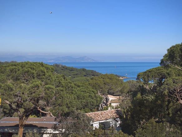 Land in Saint Tropez 3