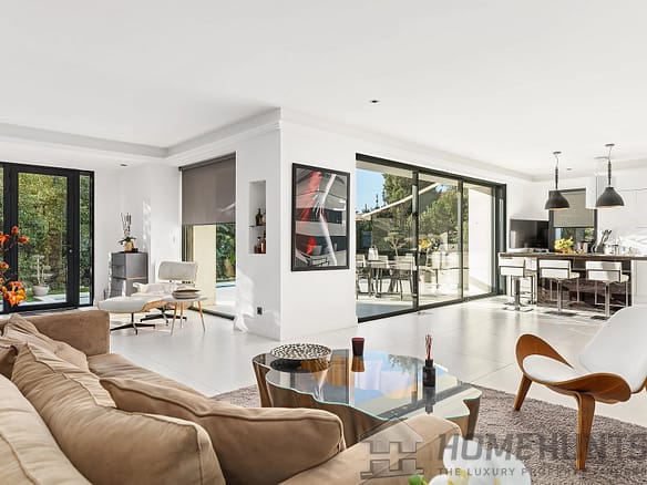 4 Bedroom Villa/House in Antibes 10