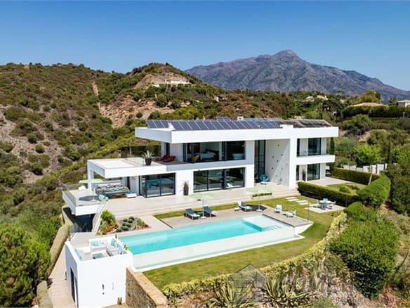 6 Bedroom Villa/House in La Quinta 10