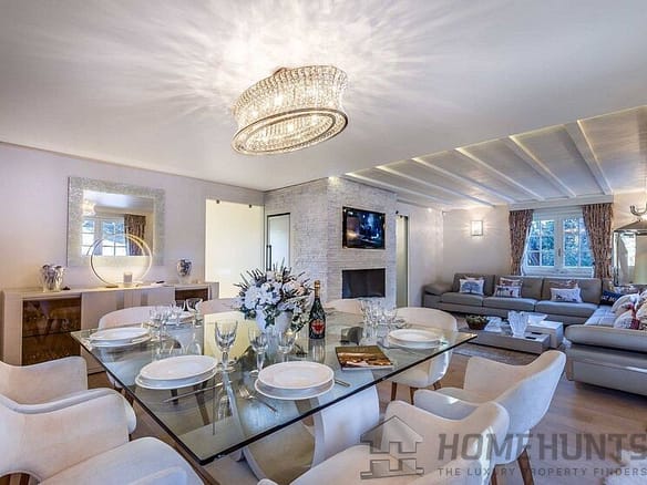 5 Bedroom Chalet in Courchevel 2