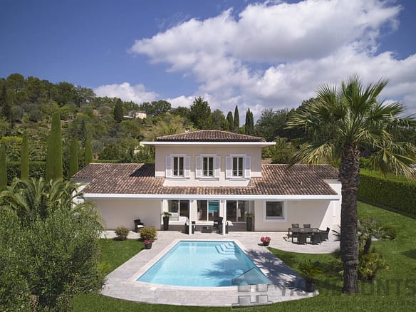 4 Bedroom Villa/House in Chateauneuf Grasse 32