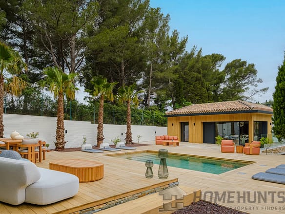 5 Bedroom Villa/House in Cassis 36