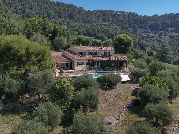 5 Bedroom Villa/House in Cabris 14