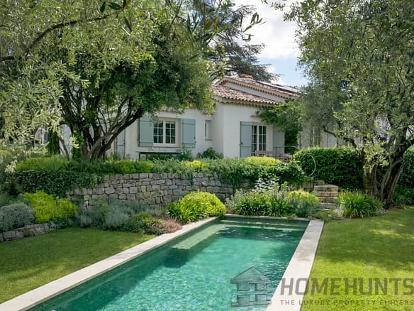 5 Bedroom Villa/House in Opio 3