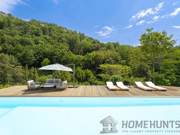 5 Bedroom Villa/House in Vence 30