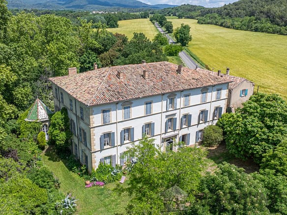 Villa/House in Lourmarin 10