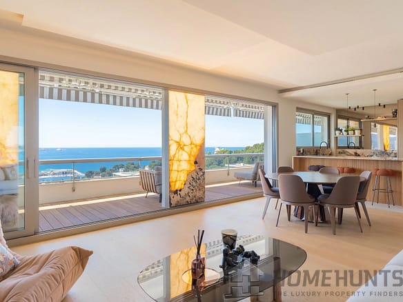 3 Bedroom Apartment in Marseille 6