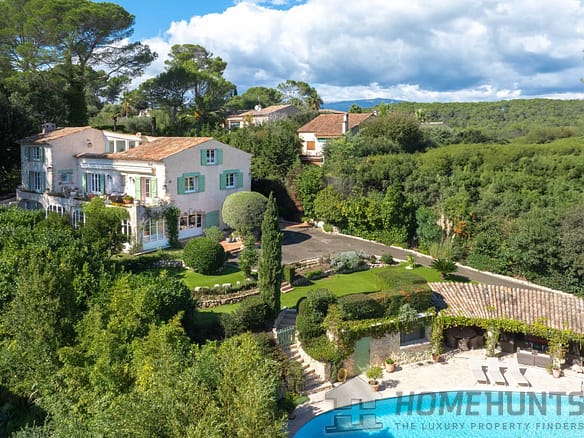 6 Bedroom Villa/House in Mougins 9