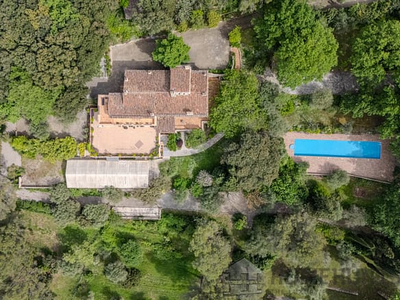 8 Bedroom Villa/House in Mougins 18