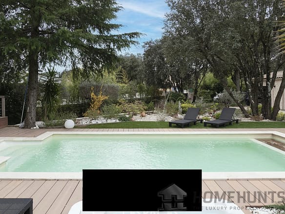 5 Bedroom Villa/House in Uzes 34