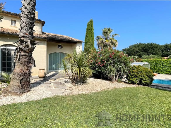 5 Bedroom Castle/Estates in Uzes 20